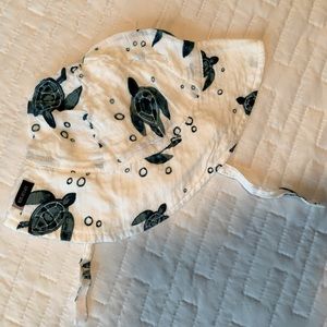 Bebe au Lait Bucket Hat